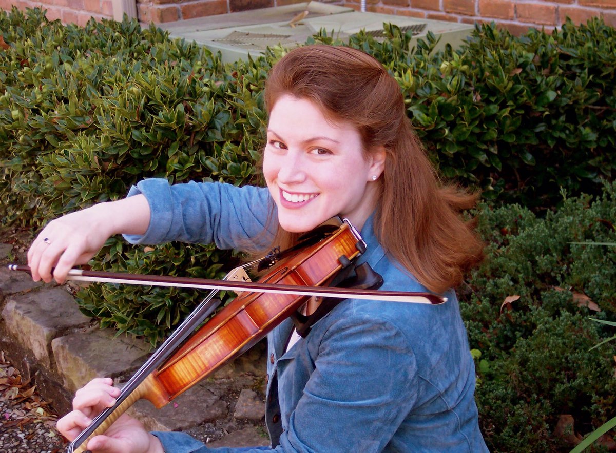 PADEStrings's tweet image. Congratulations to our recipient of the Distinguished Service Award (Individual)! Melinda Perttu!