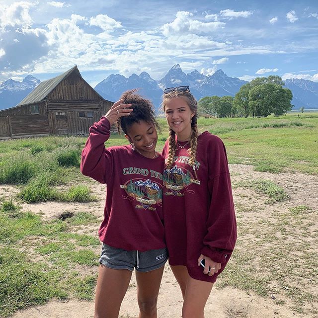 UNLGreek's tweet photo. Sisterhood provides some of the best travel companions! Tag a friend you wish you could hit the road with 🚗 🧳 (Thanks for sharing Kappa Kappa Gamma!) https://t.co/DRdxxFU0Sh