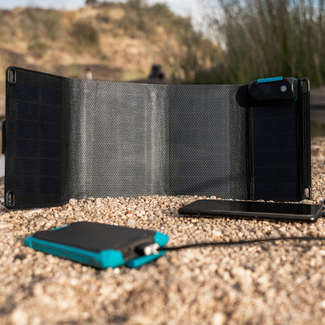 KEMETCapacitors's tweet photo. Harness the power of #solarenergy wherever you are. Box Synergy's #FROSTSUMMITS will allow you to do just that. We're proud to support their product’s success through @ArrowGlobal. See what's possible: https://t.co/FEbueLUtOq #KEMETishere #gogoarrow https://t.co/i7V3K3FdB3