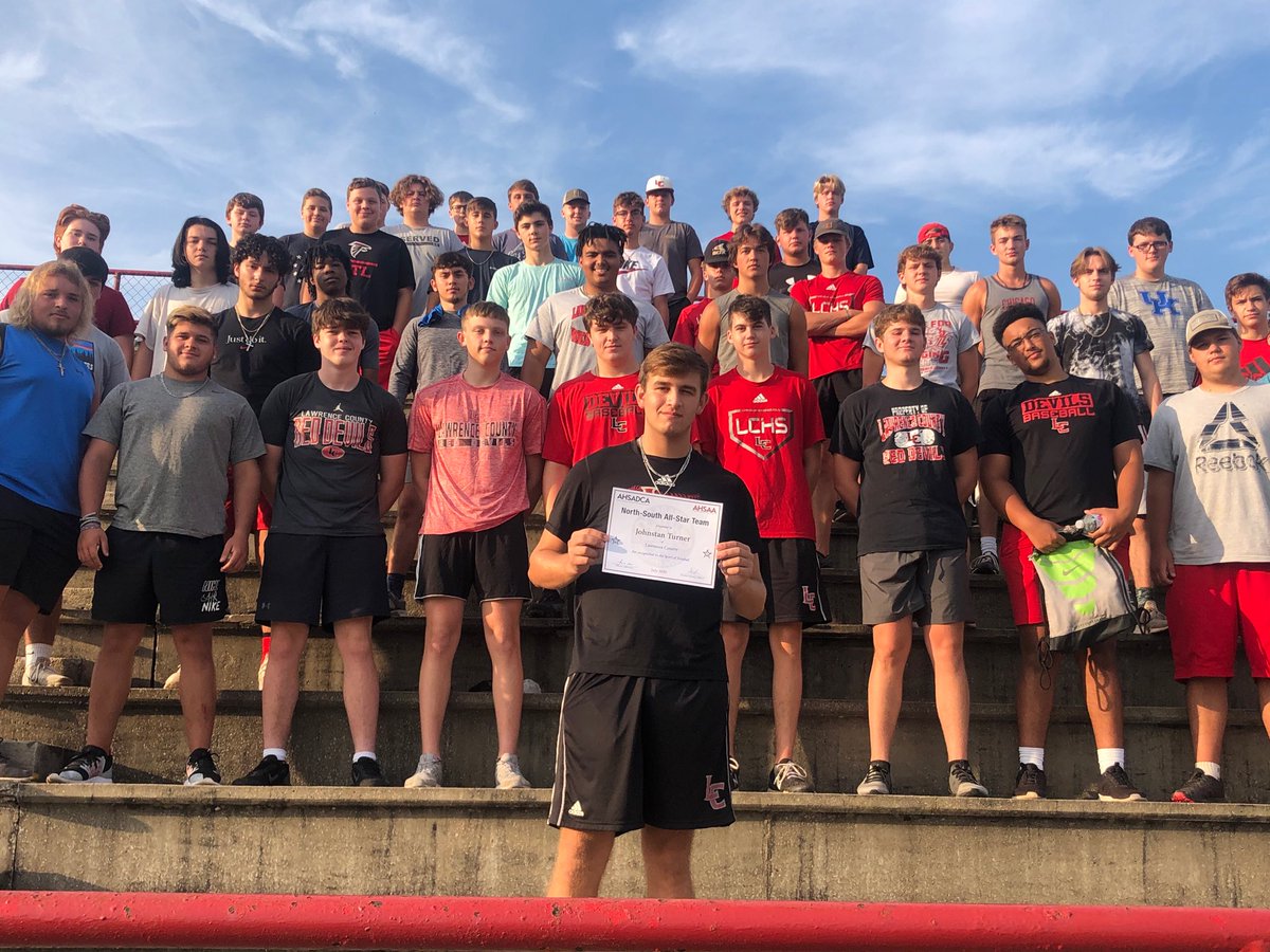 r_bowerman2's tweet photo. Huge congrats to @Cole_Turner5 for being selected to the North Baseball Team! We are very proud of you big man! @LCHSreddevils @LC_baseball16 https://t.co/6Xzra9Msvh