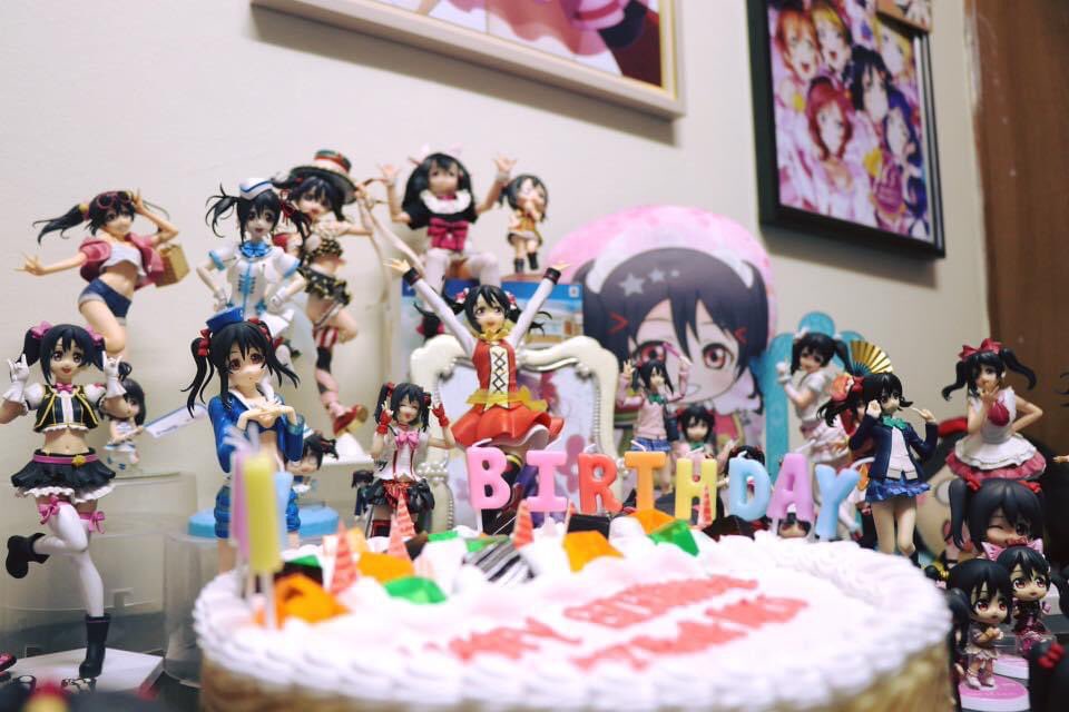 naylatt's tweet photo. Happy Birthday Nico Nico Nii 😘 Forever no.1 waifu 😂 Sorry I can’t host your birthday party this year like usual xD

#矢澤にこ生誕祭2020 https://t.co/gwTPlUI5P9