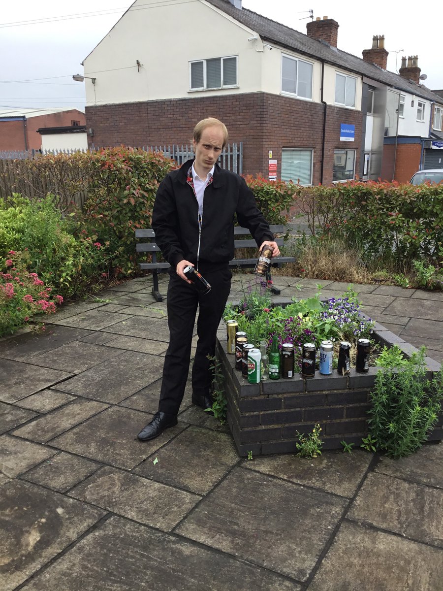 SeanBibby1's tweet photo. We’ve had a lot of concerns about anti social drinking on the High Street causing distress to vulnerable and elderly residents - matter being up with Police and Public Protection FCC need for on street drinking PSPO to be enforced and those with problems assisted @DaveEvans77 https://t.co/6NWouHixHw