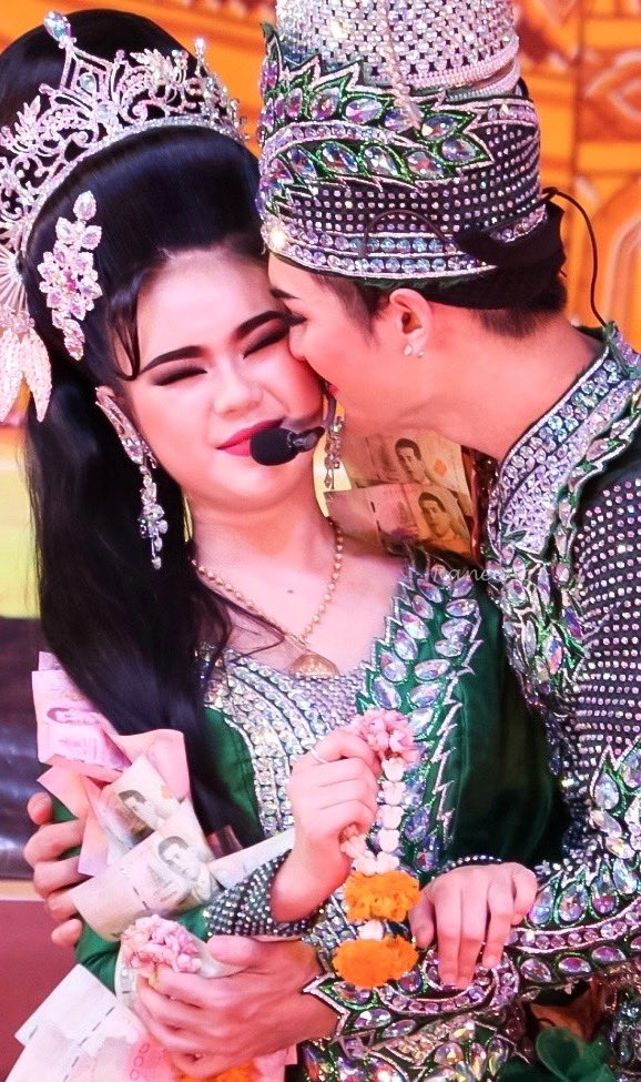 RaneeAnopatcha's tweet photo. หวานมั้ยนะ...😍
ชื่นใจรึเปล่าจ๊ะ...😘

📸🙈💚🙉💚🙊📸

#_banksorn_
#_tanutcha_poy
#ศรรามน้ำเพชร
#ศรรามเอนกลาภ
#พระเอกผู้นำทีมงาน
#พระเอกม้าทองคำ🐎
#นางเอกตาสระอิ
#น้องปอยลูกท่าเรือ
#เพราะเขาและเธอคือเมนMainของพี่ https://t.co/4BGDlGP4ea