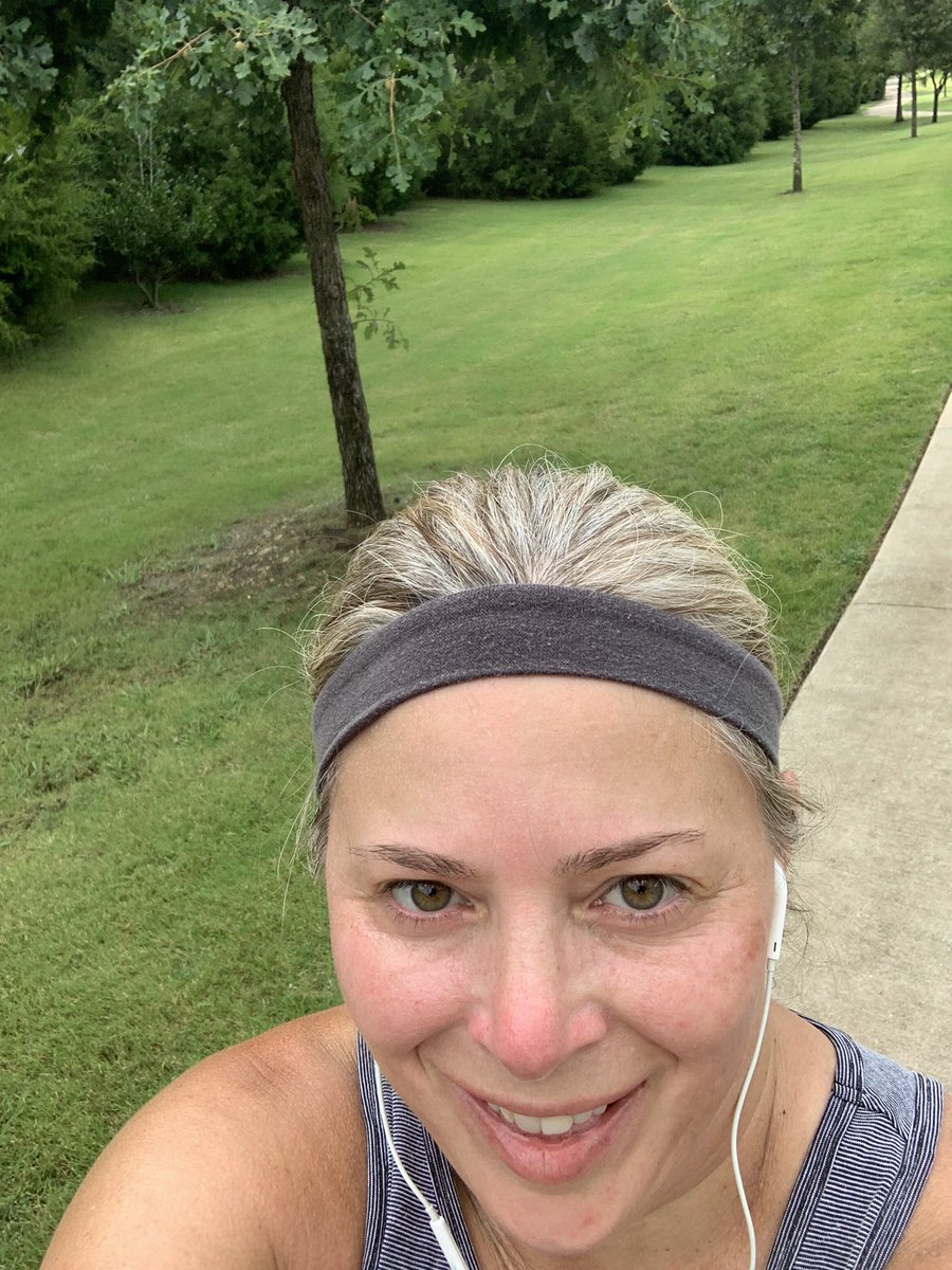 BorynackQUEST's tweet photo. After a few days off I’m back at it- 3 mile run felt great!!  So 😊 to have the support of @TeacherFit_ to help Ts stay healthy &amp; happy so we can be our best for Ss!  Let’s do this!!💯🔥 @comstock_elem @SonntagElem #kidsdeserveit #teacherfit https://t.co/8t0LDLue26