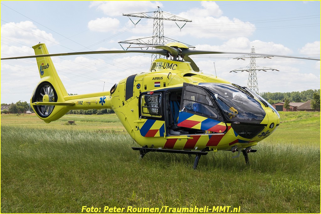 Hulpdiensten naar motorongeval Roermondseweg Horn ..