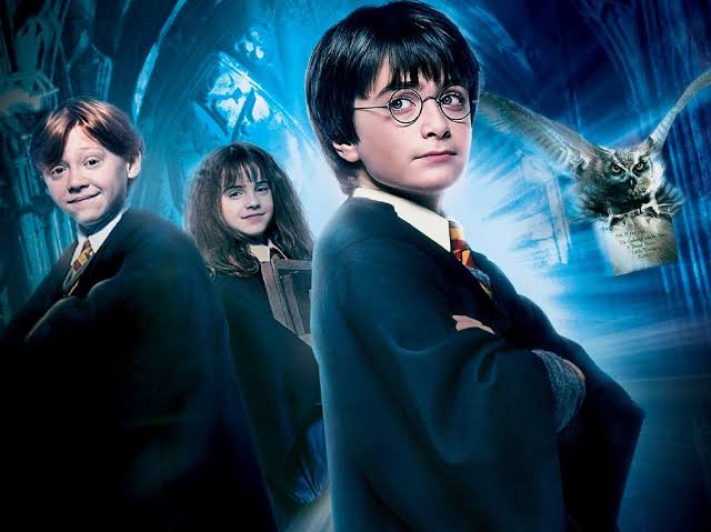 capa_invisible's tweet photo. El viernes 31 de Julio, Warner Channel nos traerá maratón de la saga por el cumpleaños de HARRY POTTER https://t.co/Z9JW7rumsF