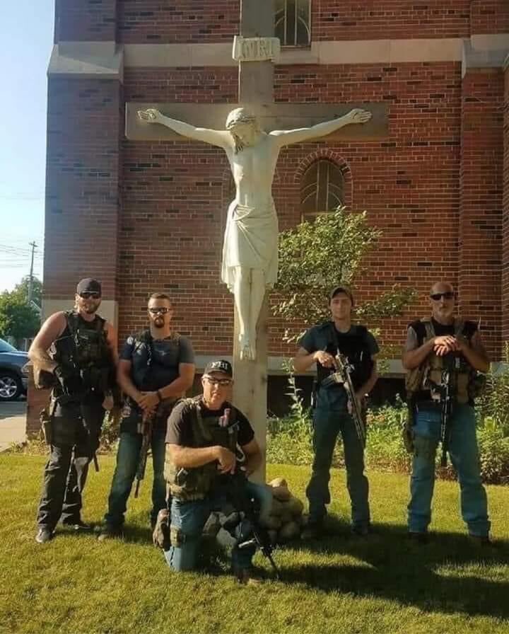 Every Catholic Church needs a make shift militia that can assemble at a moments notice if the mob plans to descend upon their parish. 🇺🇸🙏🏻