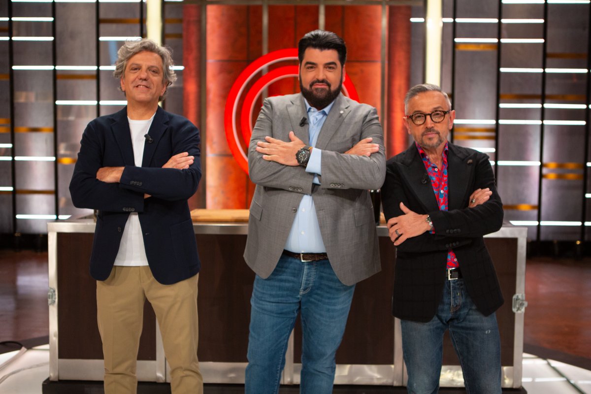 IlContiAndrea's tweet photo. Confermate le produzioni MasterChef Italia, 4 Ristoranti, Family Food Fight e Italia’s Got Talent #SkyUpFront2020 #PalinsestiSky #BackToNext https://t.co/ahPbiLEv07