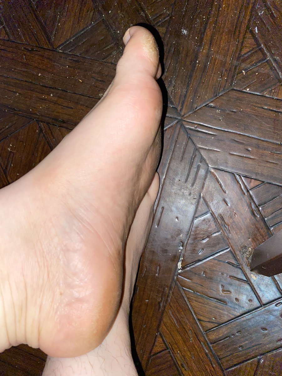 GoddessErys's tweet photo. Good little paypiggies get to kiss My feet after they open their wallets. Are you a good #paypig?. Send Me your #tribute and we'll talk. https://t.co/0mWOXhg2MJ