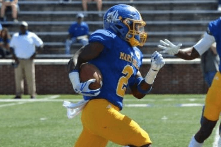 After a great conversation with @Chuck_Phifer I’m proud to say I have earned my first D2 Scholarship offer from <a href="/MarsHill_FB/">MHU Football</a> <a href="/TheLake_FB/">Lake Norman Football</a> <a href="/CoachOliphant32/">Jonathan Oliphant</a>