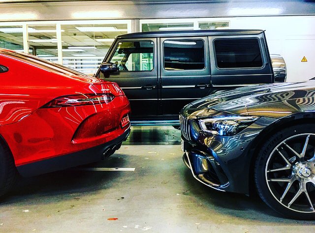 sergigiralt's tweet image. Más d 1000cv en la foto, da gusto trabajar con estos bichos..
#mbmotors  #Granollers #MercedesBenz @MBenzEspana @Quadis_es