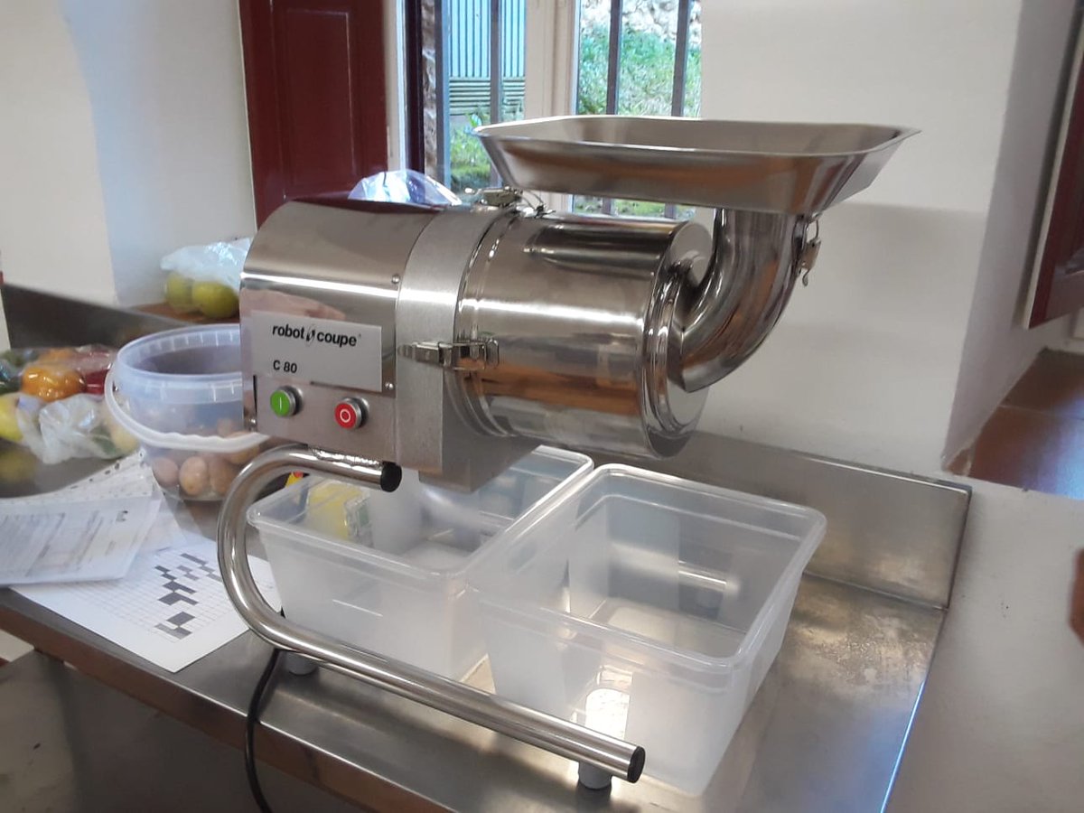 eaemporda's tweet image. 🌶️🔬Aquest juliol, hem dut a terme més sessions del curs espai-test, que finalitzarà el setembre. Aquesta formació té l'objectiu d'ajudar a impulsar i a tirar endavant els projectes de transformació agroalimentària que siguin més viables i que tinguin més potencial. #EAEmpordà