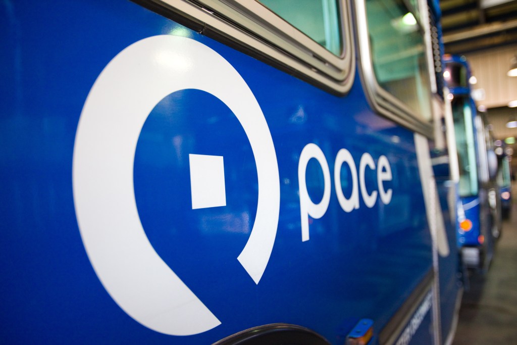 MassTransitmag's tweet photo. RTA and Pace partner to study opportunities for express bus services along the I-294 Tri-State Tollway corridor, which Pace identified as critical for building out its emerging rapid transit network. 📸: RTA https://t.co/x1wyH6pxuA https://t.co/LyIlczvoTv