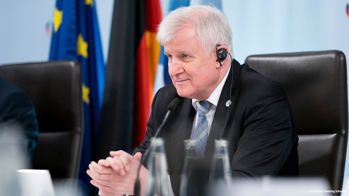 Gerald Darmanin On Twitter Echange Chaleureux Avec Mon Homologue Allemand Horst Seehofer Ce Matin La Cooperation Franco Allemande Est Indispensable Pour Porter Un Agenda Europeen Ambitieux Sur La Securite L Asile Et L Immigration Je