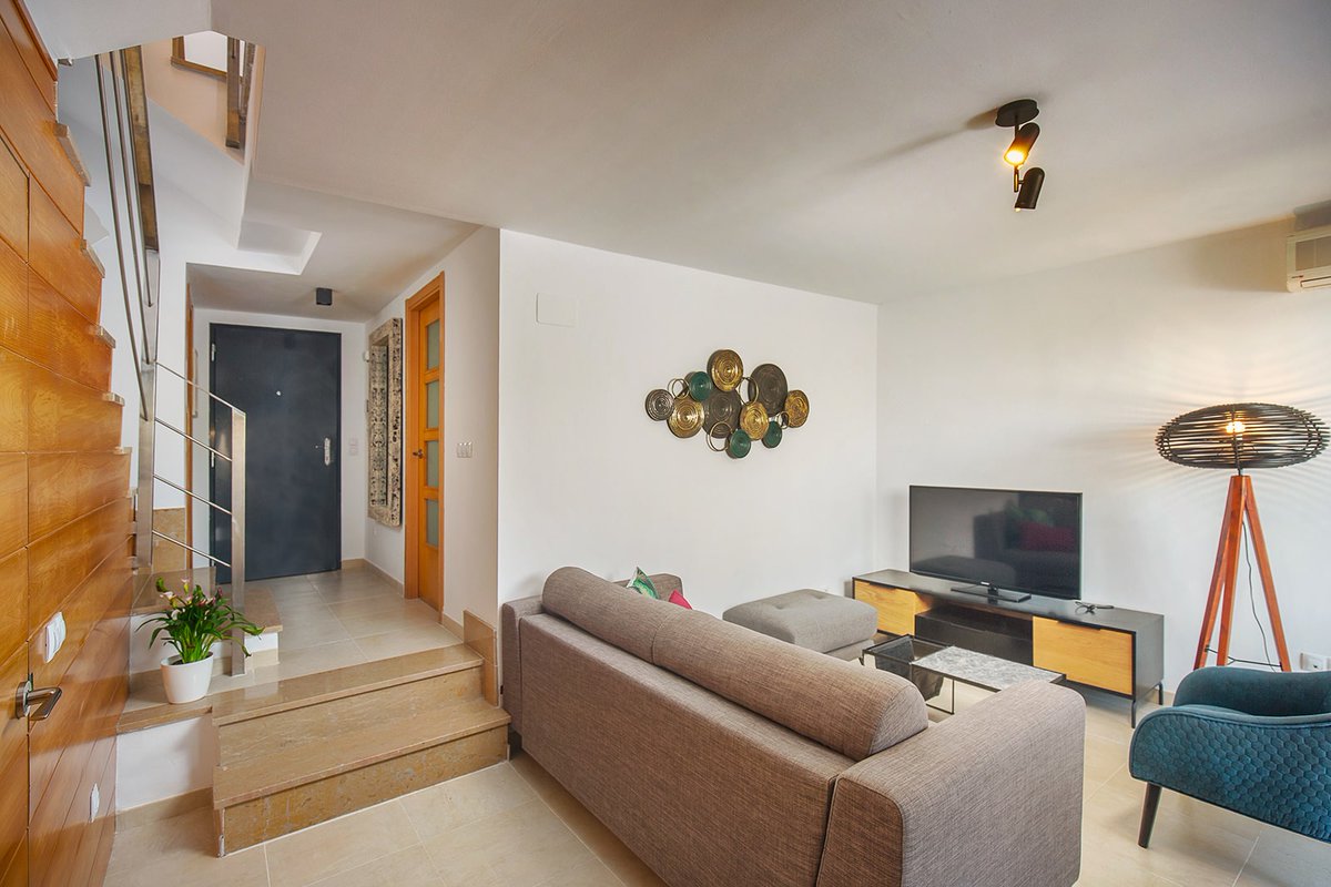 hoomvip's tweet photo. Villas Dulcinea de Fantasía Hoteles en Castellón, confía en Hoomvip para ofrecer a sus huéspedes todo el proceso de check in sin contacto. Apertura sin llaves de puertas exteriores y apertura de villas con cerraduras motorizadas de @SaltoSystems e integración con su PMS Acigrup. https://t.co/emhUYbiBdz