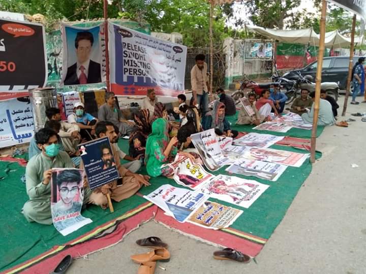 SasuiiLohar's tweet photo. 52hr hunger strike camp continue against enforce disappearance  at kpc https://t.co/r3CfJM43gP