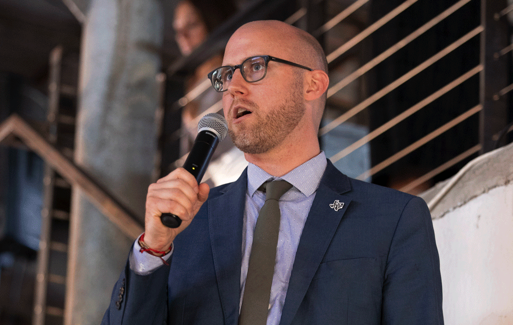 TECHFortWorth's tweet photo. "Let’s expand on what TechFW has built and proved over its 20+ year history and scale to reach new heights... Let’s build!" -@HaydenBburn
#FortWorth #Innovate #Diversity #incubator #Entrepreneurship #Entrepreneur #startup #startups #culture
Read Now:
https://t.co/CiLRwuHI88 https://t.co/FFny8NR1iP