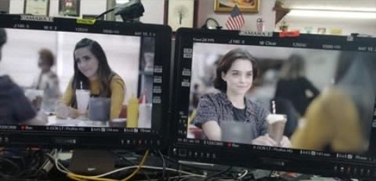 LUCIALE_ARG's tweet photo. @macagarciarom y @Fer_Uf Grabando escenas de nuevo ❤💣💥

GRACIAS FER Y MACA https://t.co/VLjbCmQ2Pr