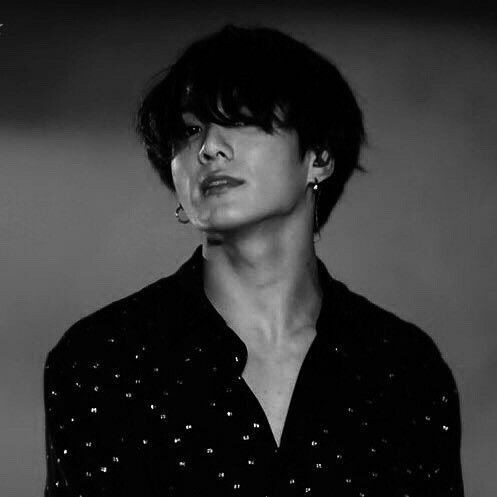 Du coup je fais un thread avec les photos de Jungkook bc elles sont magnifiques