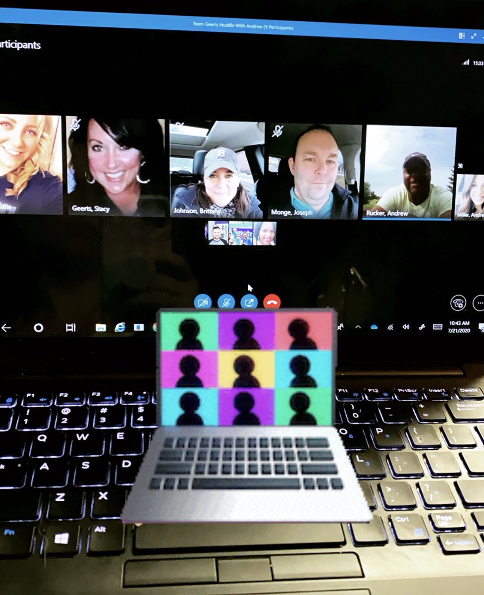 basketbowboss's tweet photo. Great way to start to a #tmobiletuesday with a team huddle with @sgeertsatmetro and @RuckerAndrewJr #fastandfirst #michigan #metrobytmobile #thenewtmobile https://t.co/9DyVp30NdX