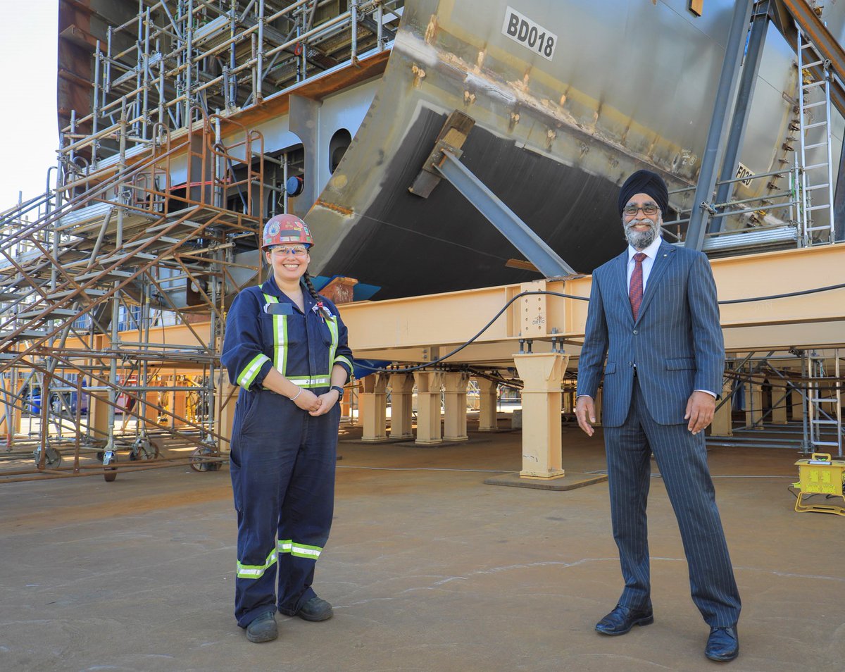 Seaspan's tweet photo. Thank you @HarjitSajjan @JonathanWNV @TerryBeech for visiting our Vancouver shipyard yesterday and taking time to meet some of our skilled team building the #JointSupportShip for @RoyalCanNavy.
Ship info: https://t.co/dwq3R39Ymk
#NationalShipbuildingStrategy #cdnpoli #cdnecon https://t.co/RQSzcXz9pb