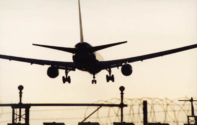 #luxury_chauffeur_service_london
#gatwick_airport_chauffeur_service
SFH Chauffeurs provides a seamless Chauffeur &amp; Executive car service for your Heathrow Airport Transfer. 
visit us: sfhchauffeurs.com/corporate
