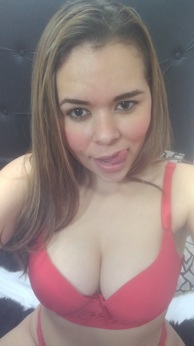 Erikaroa123's tweet photo. Hoy en #cam4 #stripchart https://t.co/Z8OUZO9Gzu
