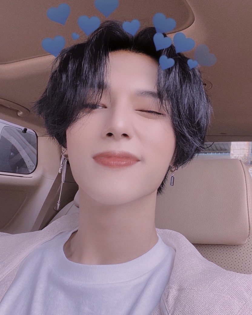 ilya0i's tweet photo. 𝚢𝚎𝚜 𝚜𝚒𝚛•𝚢𝚎𝚜 𝚜𝚒𝚛•𝚢𝚎𝚜 𝚜𝚒𝚛
       ☆꧁༒☬GRACIAS☬༒꧂☆

💙💗💙

#AtinySelcaDay https://t.co/N3XJmGCVT5