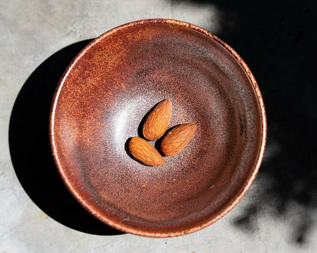 Almond joy.
—
#almonds #smallbowl #potterylove #redpottery #redglaze #copperglaze #snackbowl #ceramiclovers #handmadepots #bowls #bowl #keramika #keramik #ceramicsofinstagram #ceramics #redbowl #wheelthrownpottery instagr.am/p/CC6QQDYDnbG/