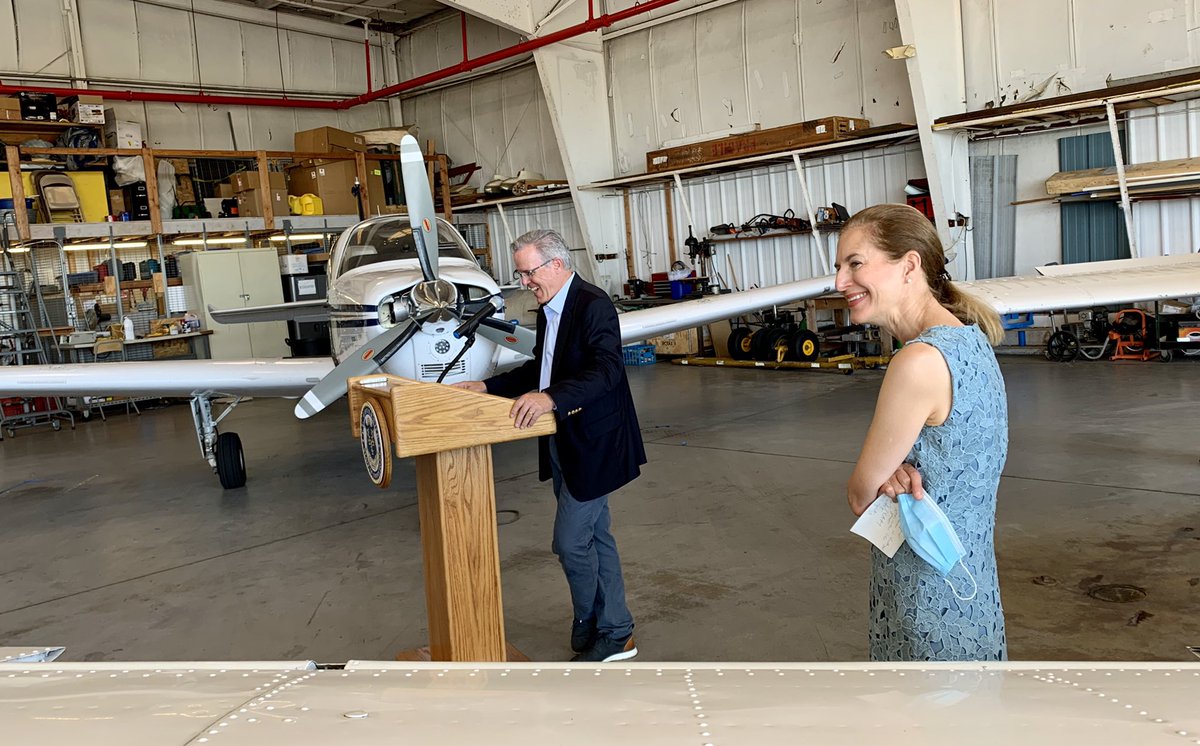 So excited that more than a dozen Bassick High School students will be able to build an aircraft during the upcoming year through a program with Tango Flight! 

This STEM education program, will allow students to soar to new heights! ✈️