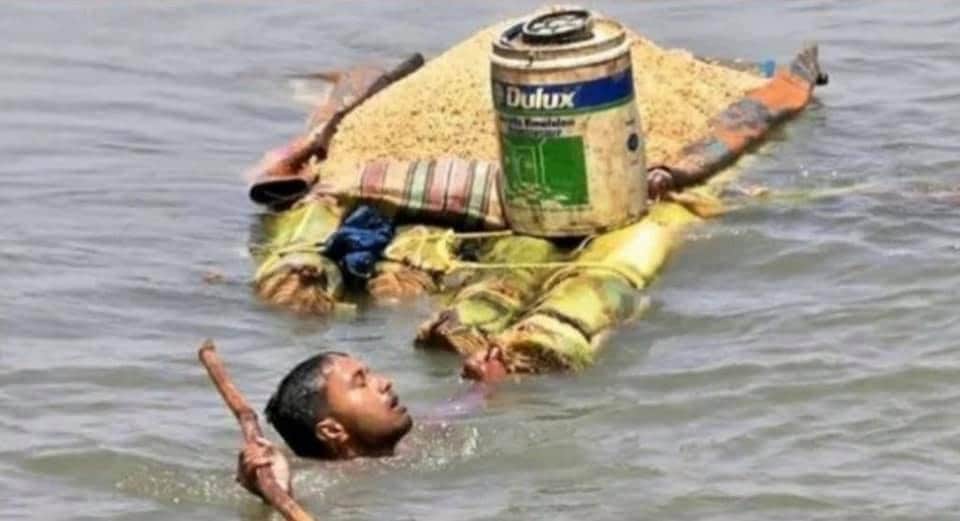 jayshree_sayss's tweet photo. No one wish to leave home unless it becomes difficult for them to survive. It is always painful to leave the place which you love the most. Unfortunately, lakhs of people due to flood migrate from one place to another, causing them miseries and distress.
#BiharFlood #AssamFloods https://t.co/NoxNuqzI8B