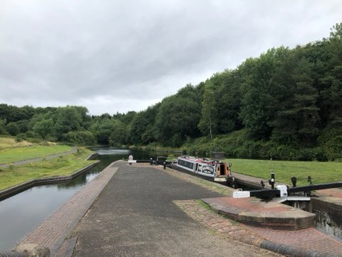 robbrownhx's tweet photo. Had a great week exploring the #BCN Bradley Arm, Wenesbury Old Canal, Titford Pools, Hawne Basin, Park Head Locks and Stourport Basin #silverpropeller #bojangles #narrowboating @CRTWestMidlands https://t.co/NKhCXReBHN