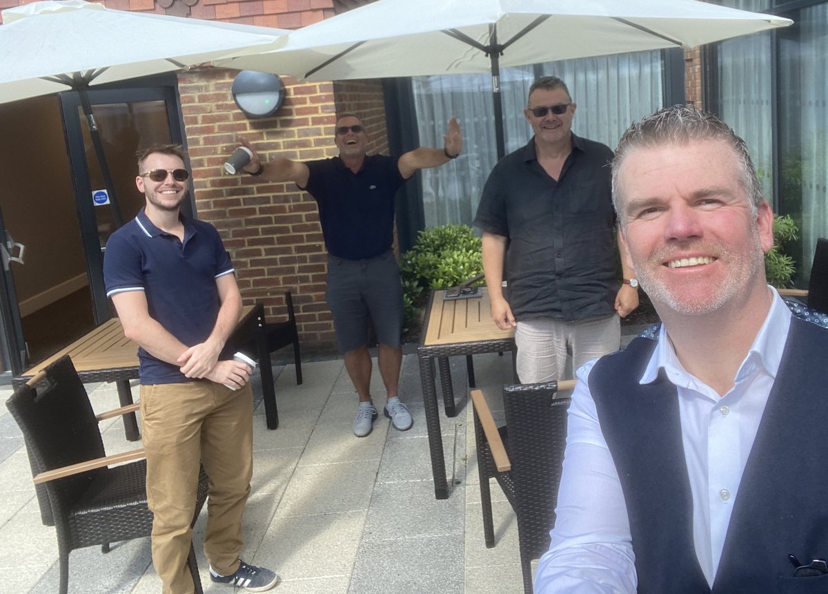 MikeFozOxford's tweet photo. Enjoyable day reconnecting face to face with members of my #Networking groups.
Phasing back to face to face meetings in Small groups of 6, outdoors, social distancing but connecting.
#OBCN #SOBN https://t.co/Ve9gaKXPoe
