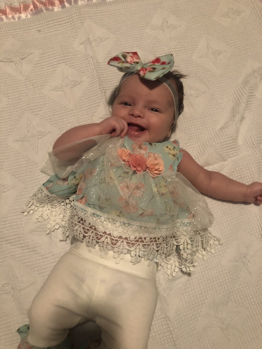 sagehopee's tweet photo. My baby is 2 months already 💛 https://t.co/tMaNQsqrEm