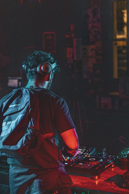 DJCoursesOnline's tweet photo. As technology moves forward, the art of the "Demix" is the next evolution of DJing. Check out our recent blog post to learn more:
https://t.co/CUdUosvvqU
.
.
.
#DJCoursesOnline #GoodVibes #MusicLovers #DJs #EDM #DanceMusic #DJing #Tips #Setlist #DJClasses https://t.co/4HzP0oTHtJ