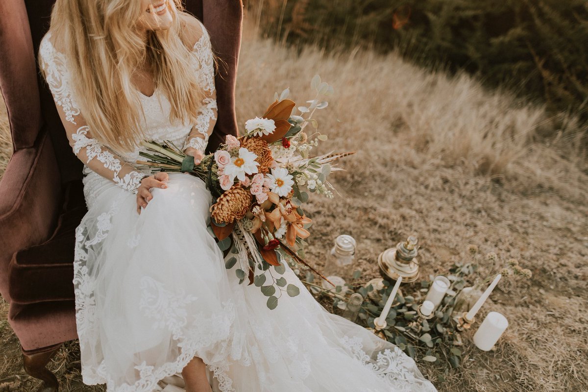 Need a distraction??  Head to our website and click the banner to grab your FREE Wedding Welcome Bag Resource List 🛍🛍🛍✅ 
unruffledli.com
.
#unruffled #unruffledli #weddingplanner #nyweddings #weddingwelcomebags #weddingguests #warmwelcome #todolist #distractmeplease