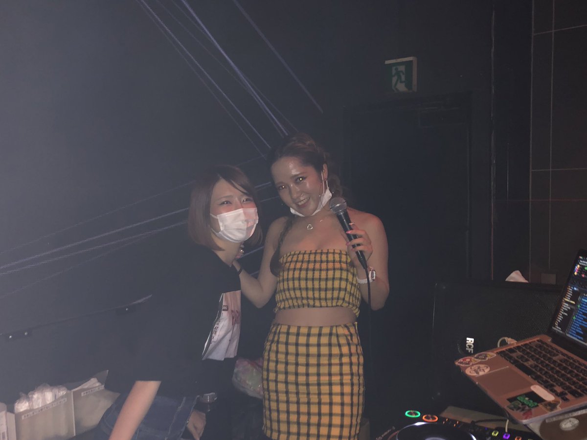 gemstone_dj's tweet photo. DJ Fu-min play now💛

MCはDJ YU-RI

可愛い可愛いLadyのかける音楽で朝まで楽しんでください😌 https://t.co/FmTIBh7d7O