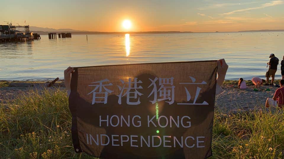 hongkongers4us's tweet image. Our friends from San Francisco Hong Kongers bot - 三藩市香港人公海bot joined with SEArious For HKG 西雅圖香港民主監察小組 @seariousforhkg to show solidarity with Hongkongers!

#FightForFreedom
#StandWithHongKong
#FiveDemandsNotOneLess
