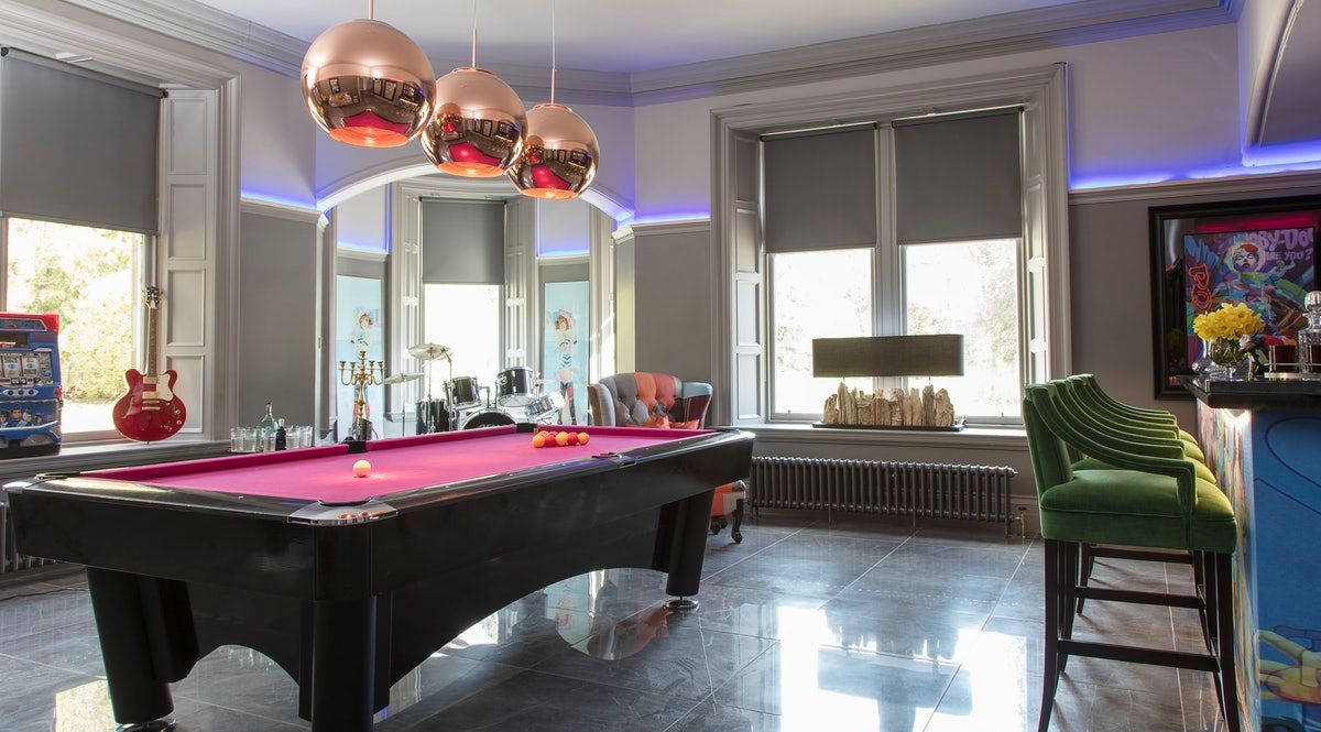 Cool_Stays's tweet photo. This traditional #Scottishcastle in the Highlands has been transformed into a modern masterpiece. With 13 bespoke bedrooms, an art gallery, cinema and simply stunning interiors #CallanderHouse is truly luxury location. https://t.co/325MJWQ0PV #scotland #interiors #interiordesign https://t.co/zEjks6Bsxb