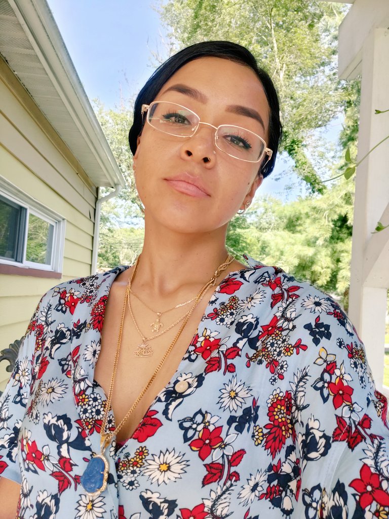 SillkStone's tweet photo. #DJchronicles this weekend, I DJ'd a wedding. Super successful. Beginning was a curve ball tho. It was sooo fkin hot, my vinyls melted and warped!! Lmaoo wtf!! https://t.co/EXrxCEMiiS