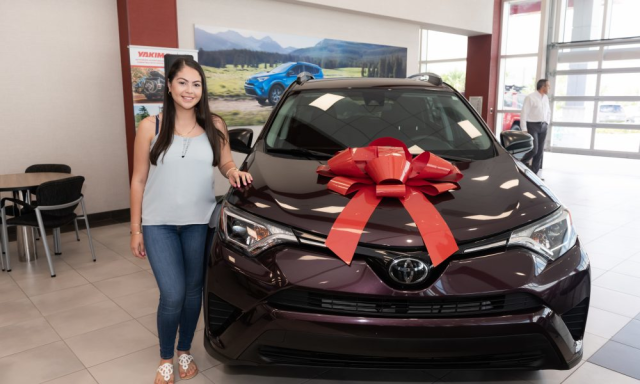 eric_mags's tweet photo. Florida College Student Buys 6 Millionth Toyota Certified Used Vehicle ... and Gets Quite a Surprise https://t.co/TIDomLD6Zf https://t.co/bwFowgRrAA