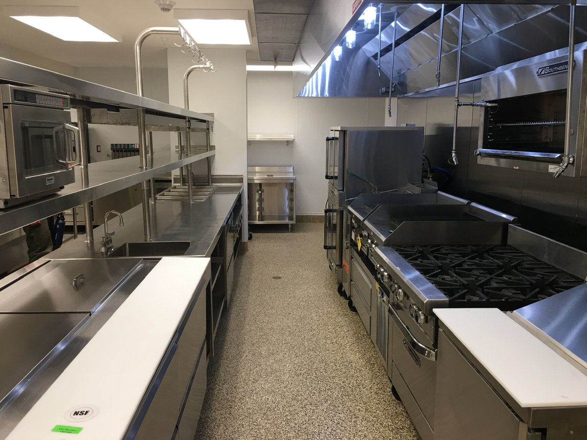 AFIkitchens's tweet image. That's a wrap! OSL East Sacramento now has a kitchen and bar area ready to roll with @captiveaire #KitchenHood @rotisol_france_inc #kitchenrotisserie @southbendnc #kitchenrange #SacramentoCA  #AFIinstallations #KitchenInstall #FoodServiceEquipment #StainlessSteel #CustomFab