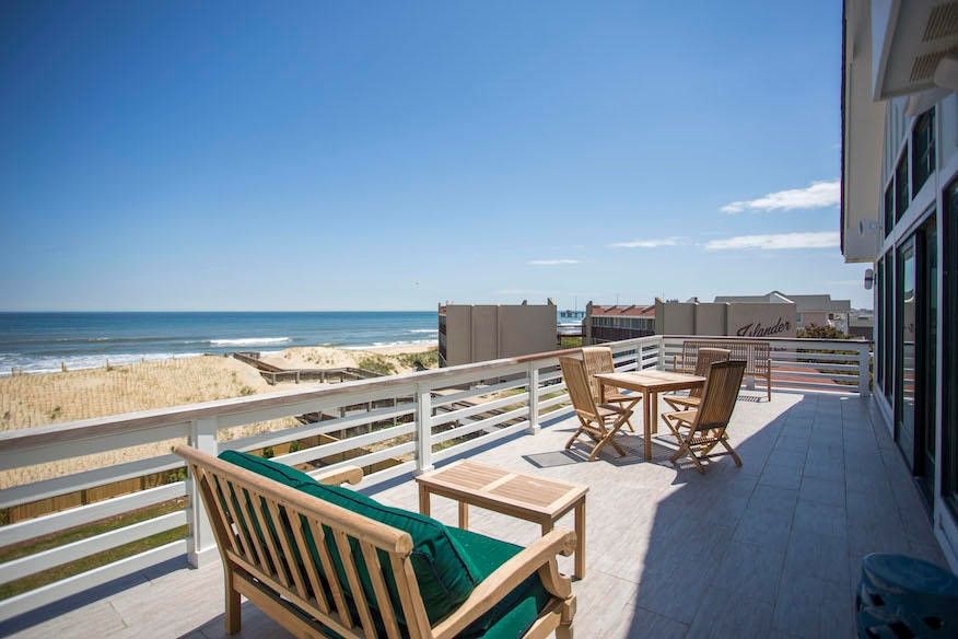 KEESVacations's tweet photo. SOCO in Nags Head is an eight bedroom home featuring a cabana bar with a gas grill, a magnificent game room and a 22' x 28' heated in-ground Pool. It's even an event home!
.
Check it out: https://t.co/zKjBnMcb1x
.
#NagsHead #OBX #OuterBanks #Vacation #BeachLife #EventHomes https://t.co/ANqUnmzfwa