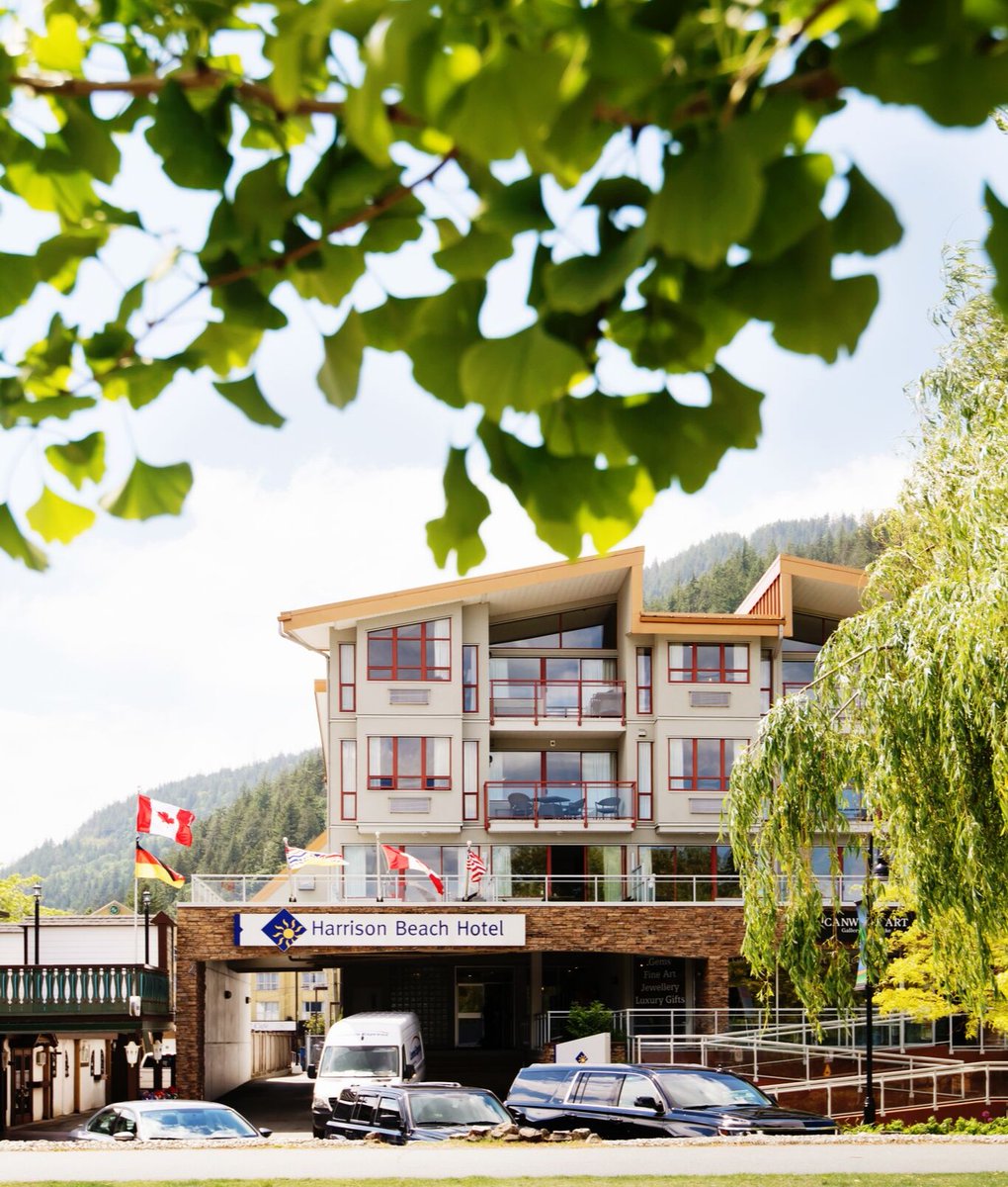 Harrison_Beach's tweet photo. Our BEST SUMMER RATES are available to reserve directly - check them out and start planning your #HarrisonHotSprings getaway ☀️ | https://t.co/dHNdcnL5mi #TrueKey #JustUpTheRoad #ExploreBC https://t.co/qLcKOmw4uQ