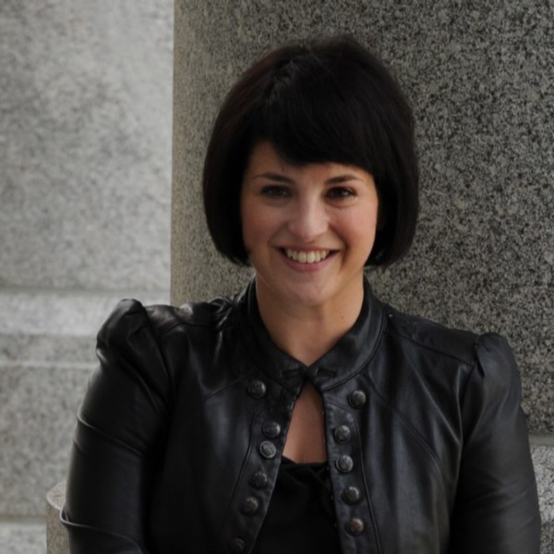 waynestatealum's tweet photo. Proud to see the work that @_WayneLaw alumna, Melissa Michaelis Thompson is doing to provide families with free and accessible legal services for child welfare cases in her Colorado community! Read the full article on Melissa's work at: https://t.co/LJkeFaRulh
#AlwaysWayneState https://t.co/BMvL8K1wtw