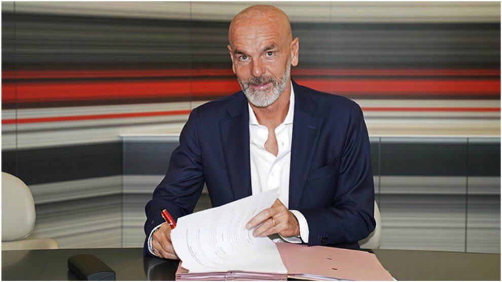 ACMilanTheo's tweet image. 🚨¡¡¡CONFIRMADO!!!🚨
-
Todo comenzó como un rumor, pero hace escasos minutos se hizo oficial.
Stefano Pioli renueva contrato con el Milan, para ser el entrenador del equipo durante 2 años más 👏👏👏
-
Maldini y Zlatan pueden asegurar su estadía 👀
-
#serieA #ForzaMilan