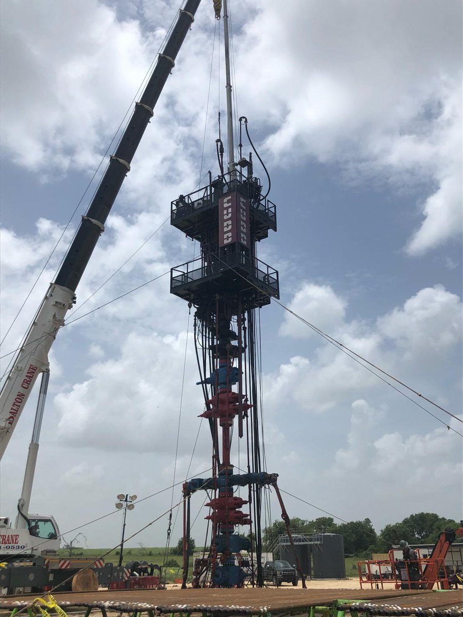CuddWellControl's tweet photo. We've had a productive couple of weeks. Completed a successful drill out and pulled a packer w/ 6,500 psi existing pressure. Froze multiple wells, performed numerous hot taps, valve drills, and tubing installs. Call the Pressure Control experts. #PressureControl #CuddWellControl https://t.co/oZgs8wQgsq