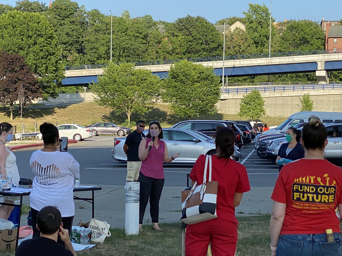 BrianDunn1's tweet photo. Great @RaiseUpMA event in #FallRiver with @GsmLabor President @lisalem and other community leaders, including @jessemermell! (And we did it all while maintaining social distancing). We need to invest in our communities! #mapoli https://t.co/b4bzs7ujwG