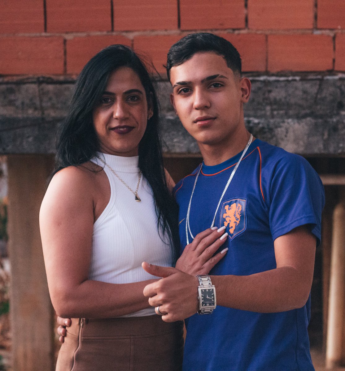 hpo019's tweet photo. "Só tenho que eu mereço, humildade vem do berço
Amor é só de mãe, pois de outro eu não conheço" https://t.co/4mcrY8QK99