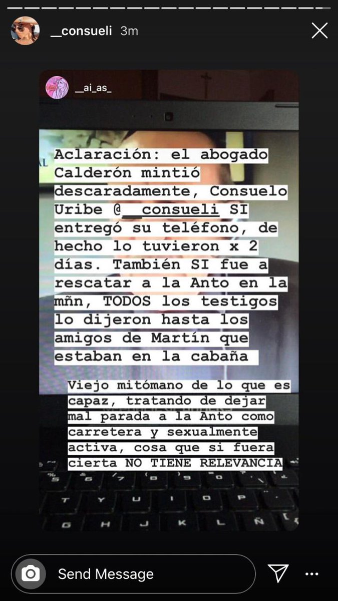 cobertura_cl's tweet photo. 🔴⬛️ | Consuelo Uribe, amiga de Antonia Barra, desmiente al abogado de #MartinPradenas, Gaspar Calderón, respecto a su colaboración en la investigación. 
#NoesNo #JusticiaParaAntoniaBarra https://t.co/ywFCJ3nPis